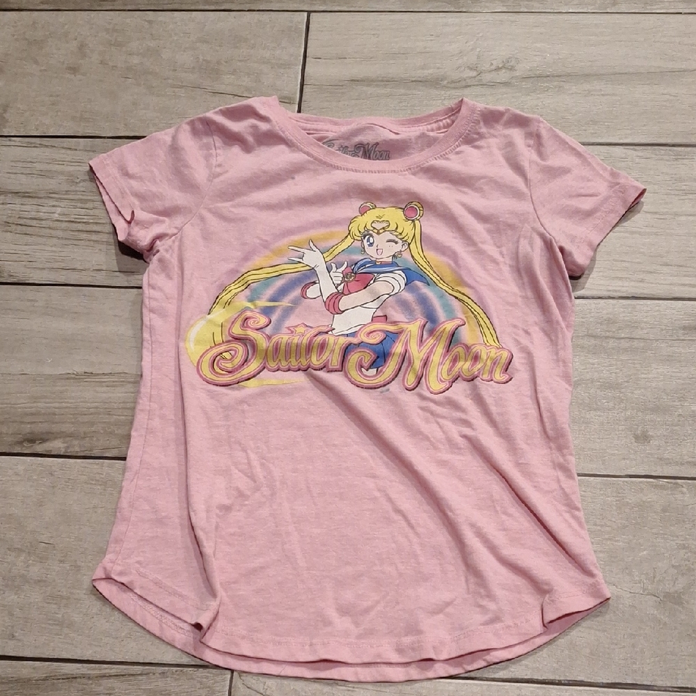 🍁Pink Sailor Moon Graphic T-Shirt💘